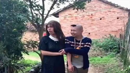 牛筋和队长搞笑  第2张