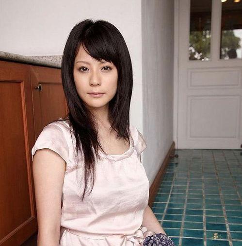 爱田奈奈生活照,生活照中的甜美瞬间 第2张 爱田奈奈生活照,生活照中的甜美瞬间 第2张